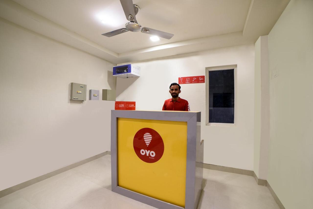فندق Oyo 16606 Iconic Living حيدر أباد المظهر الخارجي الصورة
