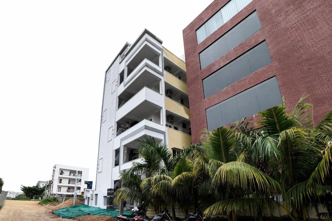 فندق Oyo 16606 Iconic Living حيدر أباد المظهر الخارجي الصورة