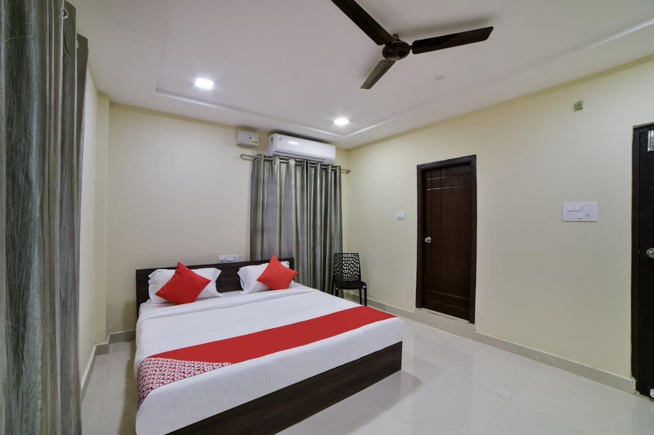 فندق Oyo 16606 Iconic Living حيدر أباد المظهر الخارجي الصورة