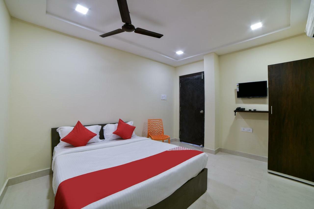 فندق Oyo 16606 Iconic Living حيدر أباد المظهر الخارجي الصورة